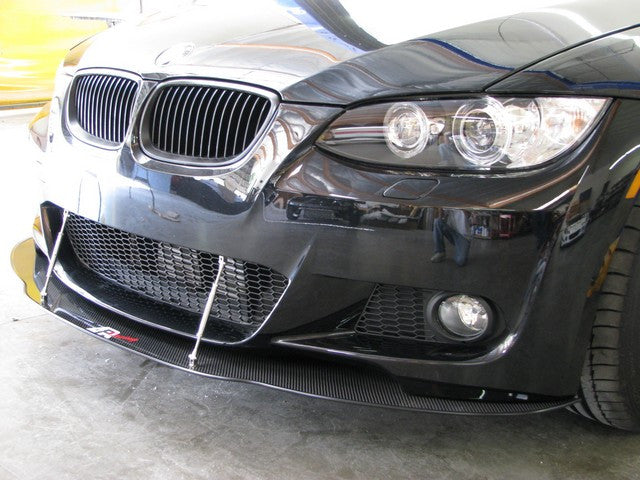 APR Performance Carbon Fiber Wind Splitter With Rods | BMW E92 335i 2006-2010Install2