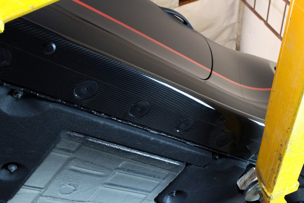 APR Performance Carbon Fiber Side Rocker Extensions Porsche GT3 | Porsche GT3 2013-2016 Install 3