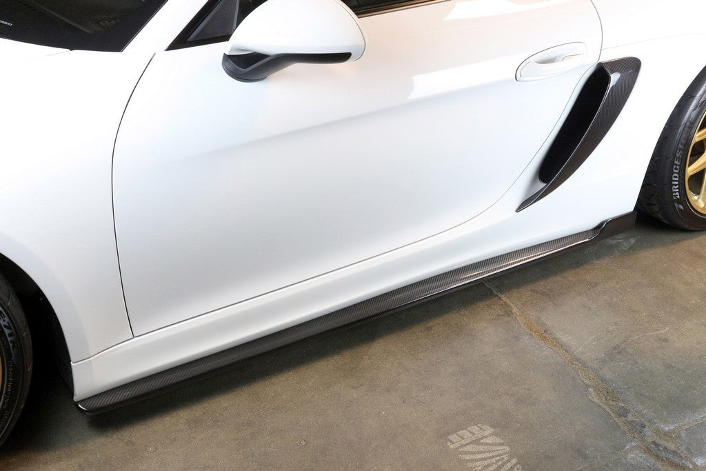 APR Performance Carbon Fiber Side Rocker Extensions Porsche Cayman GT4 | Porsche Cayman GT4 2015-2016Install2