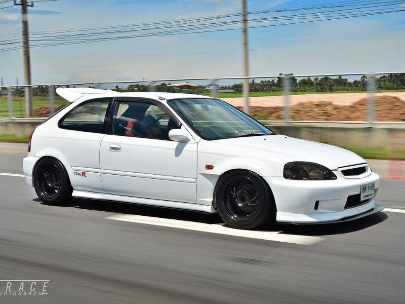 white ek hatch racing